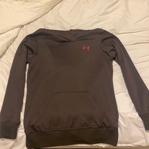 Under armour sweatshirt